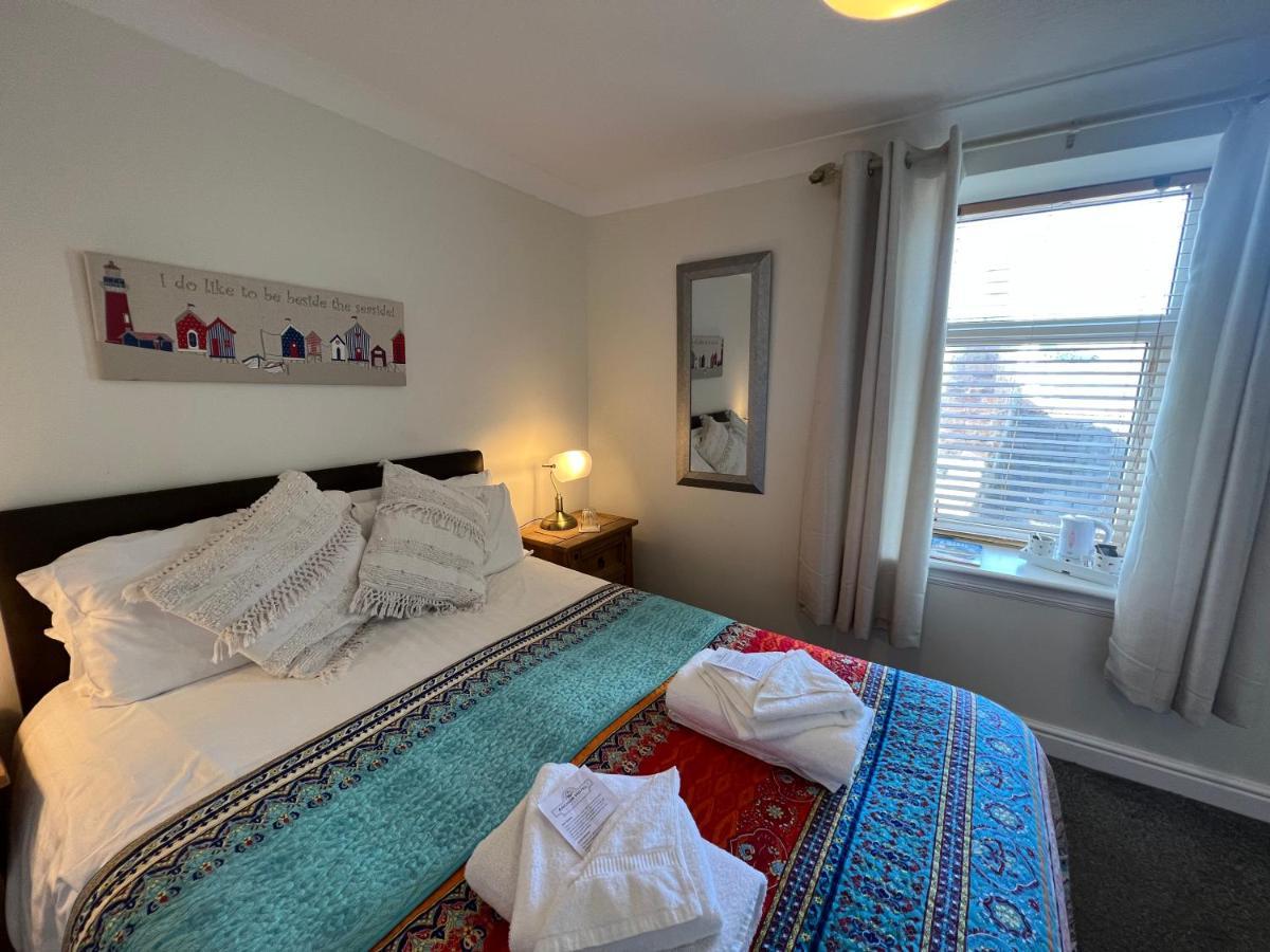 Anchor Hotel Johnshaven Экстерьер фото