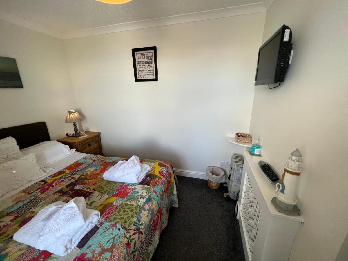 Anchor Hotel Johnshaven Экстерьер фото